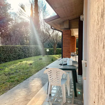 Forest Apt *